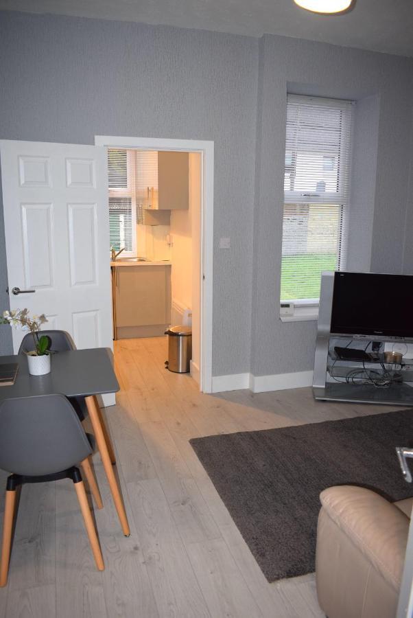 Kelpies Serviced Apartments- Robertson フォルカーク エクステリア 写真